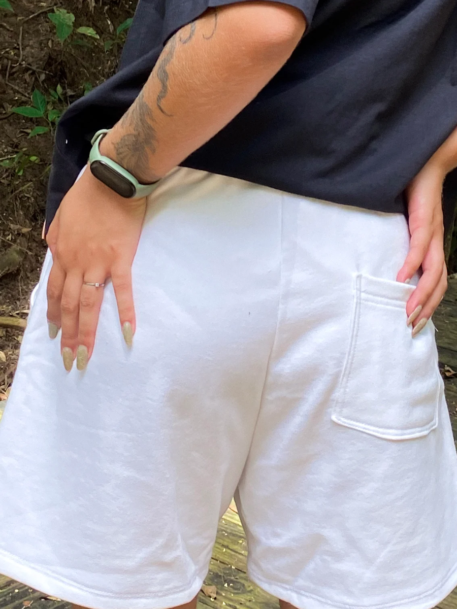 BERMUDA OFF WHITE MODELO 1